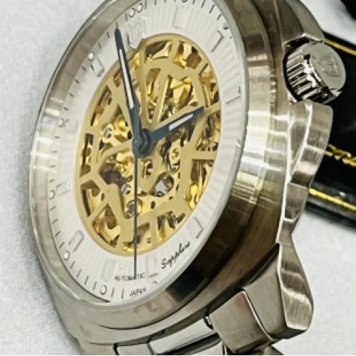 Hiệu Olym Pianus mặt trắng