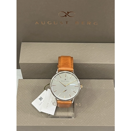 Hiệu AUGUST BERG  1014H04LBN20